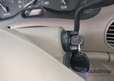 1998 Buick Century Limited из США, поврежденный, VIN 2G4WY52M1W1483216